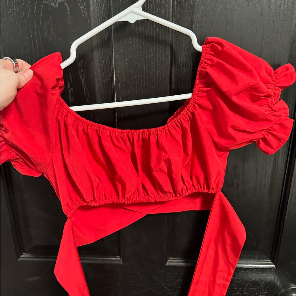 Amazon Red Puff Sleeve Crop Top - Picture 2 of 2